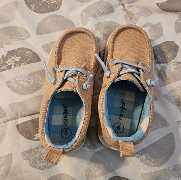 Cat and Jack toddler boy boat shoes - Picture 2 of 4